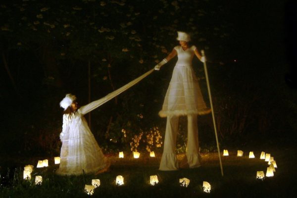 Cinzia Fossati | costumes | stilts show | Sonnenflammen